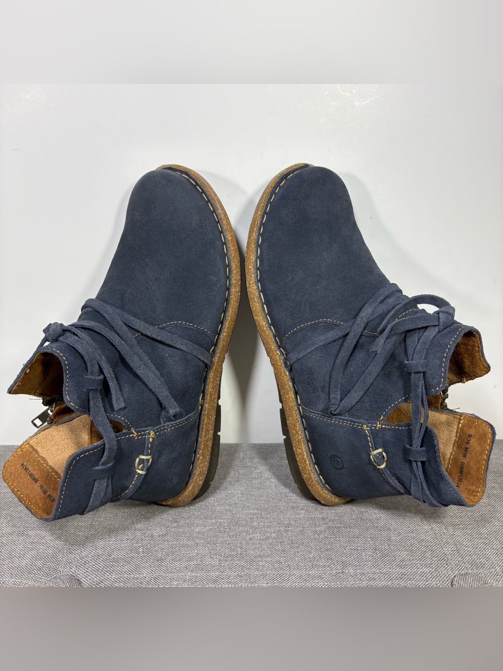 Born Tarkiln Suede Ankle Boots with Wrap Laces- woman’s 8 - Picture 7 of 13